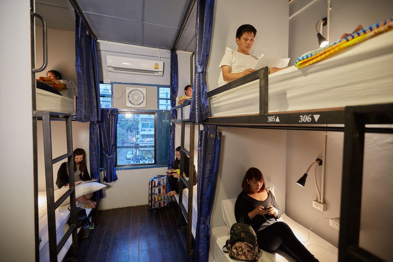 Meet Up Hostel Bangkok Exterior foto