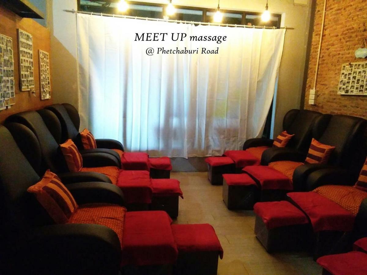 Meet Up Hostel Bangkok Exterior foto